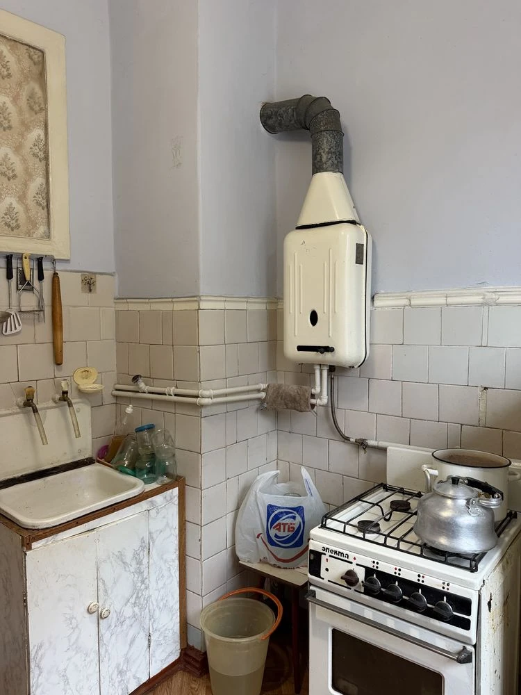 Продажа 3-комн. ул. Алмазна, 11, район Карачуны