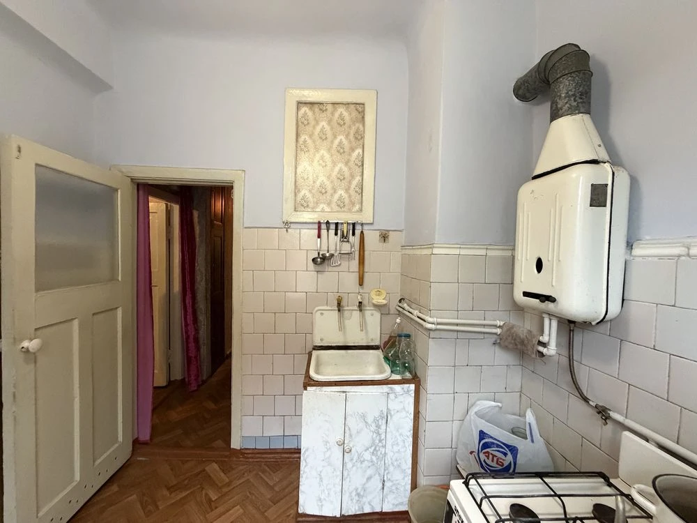 Продажа 3-комн. ул. Алмазна, 11, район Карачуны
