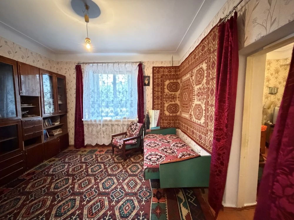 Продажа 3-комн. ул. Алмазна, 11, район Карачуны