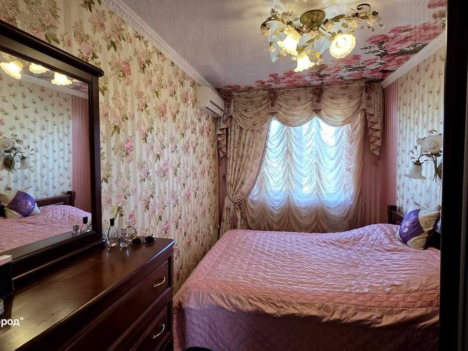Apartment. Kryvyi Rih, Vitalia Mateushev Street
