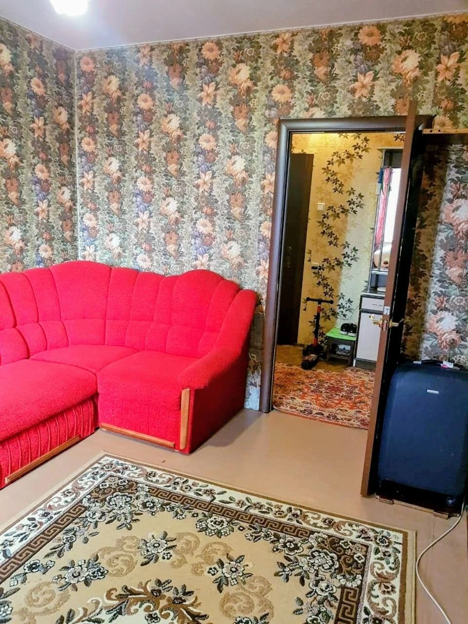 Sale of a 2-room apartment. Hirnytskyi