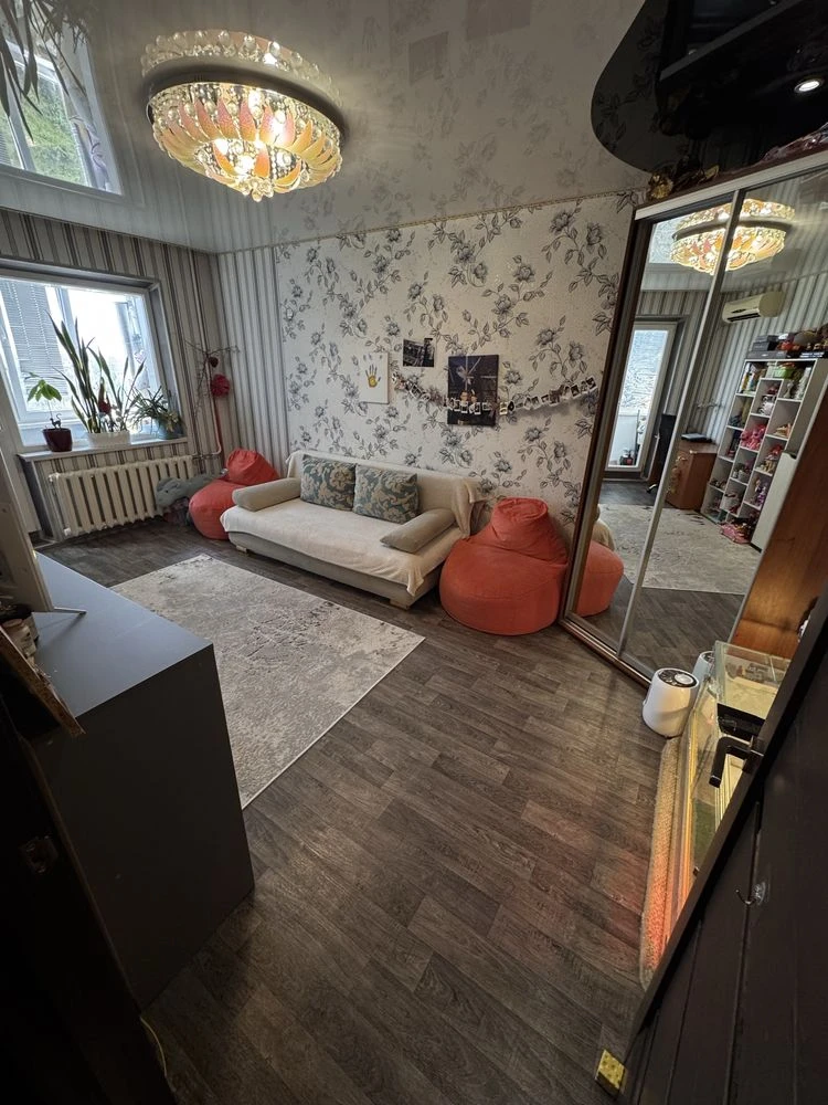 Two-bedroom apartment for sale on Eastern Street 2