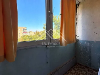 Квартира. Кривий Ріг, Зарічний 7