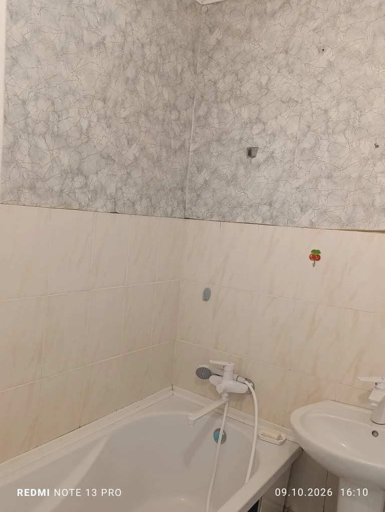 Продам 1к квартиру на 20 кв , Федора Караманец дом 15а, Покр