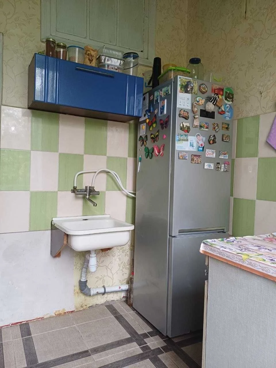 Продается 2-комнатная квартира, с. Авангард. Центрально-городской район.