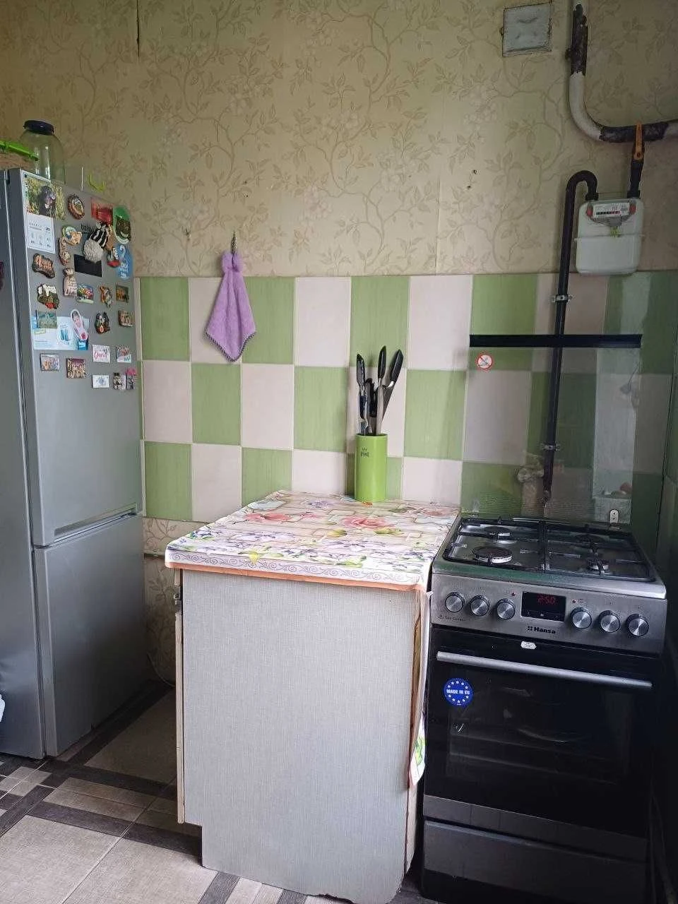 Продается 2-комнатная квартира, с. Авангард. Центрально-городской район.