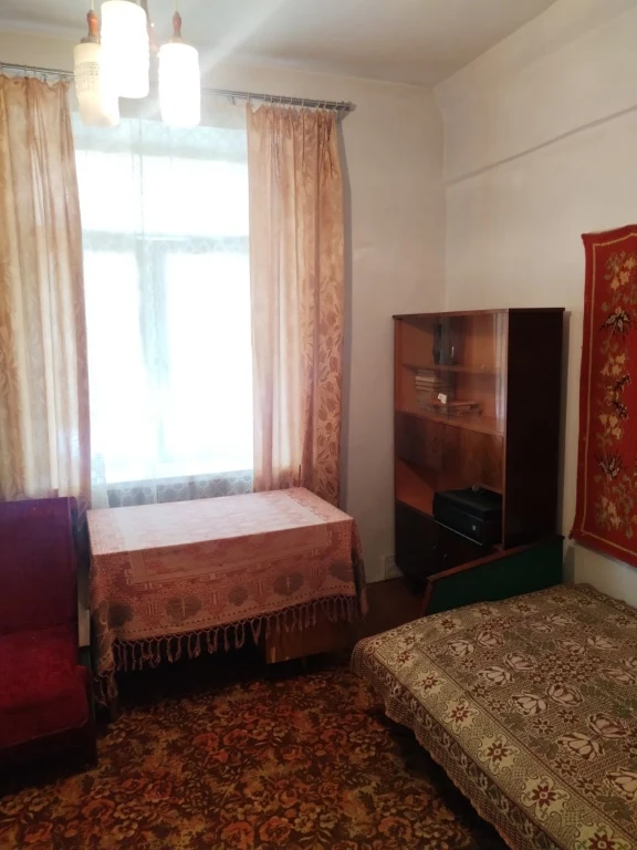 For Sale: 2-room "apartment" on Fadeeva Street. (Youth)