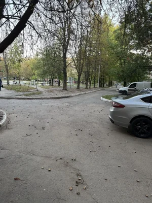Продается 3-комнатная квартира на Юности, г. Кривой Рог