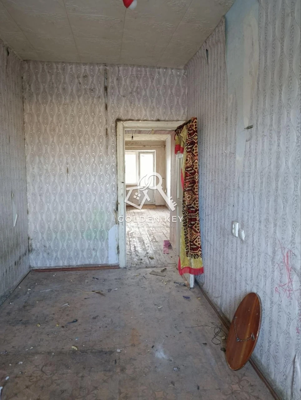 Продажа 2-комнатной квартиры под ремонт, 44-й квартал