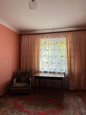 Продається 3-кімнатна квартира з автономним опаленням