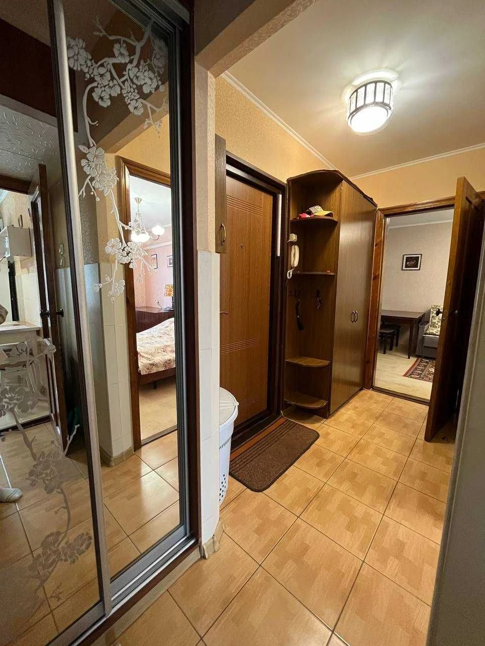 Sale of a 2-bedroom apartment on Миру Avenue