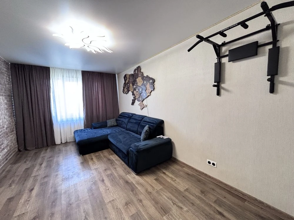 Продаж 3-кімнат. квартири на вул. Гірницький