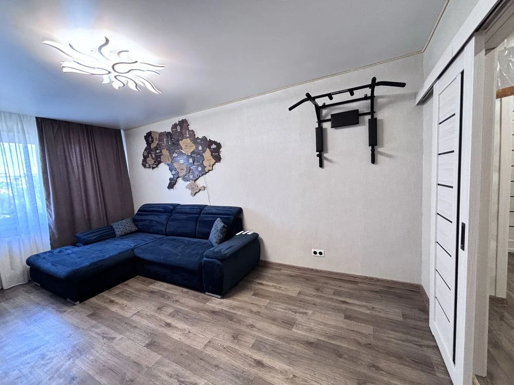 Продаж 3-кімнат. квартири на вул. Гірницький