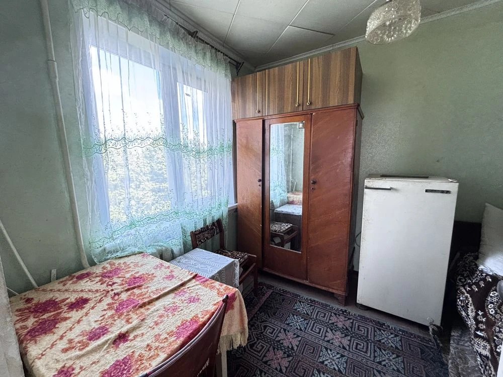 Продаж 3-кімнатній квартири на Розвилці