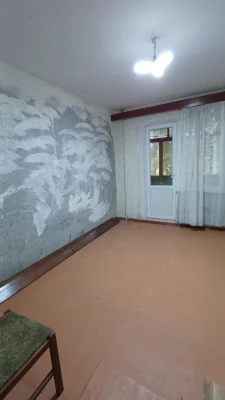 Продается 3-комнатная квартира на Солнечном.