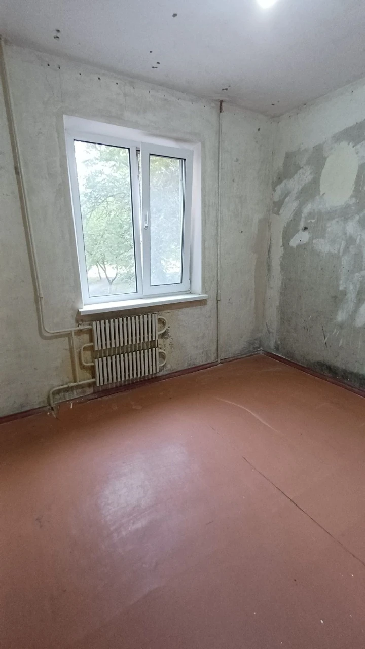 Продается 3-комнатная квартира на Солнечном.
