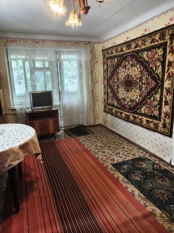 Продаж 1-комнатной квартиры. Универмаг.