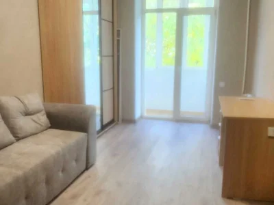 Apartment. Zymovykh Pohod Street, Kryvyi Rih