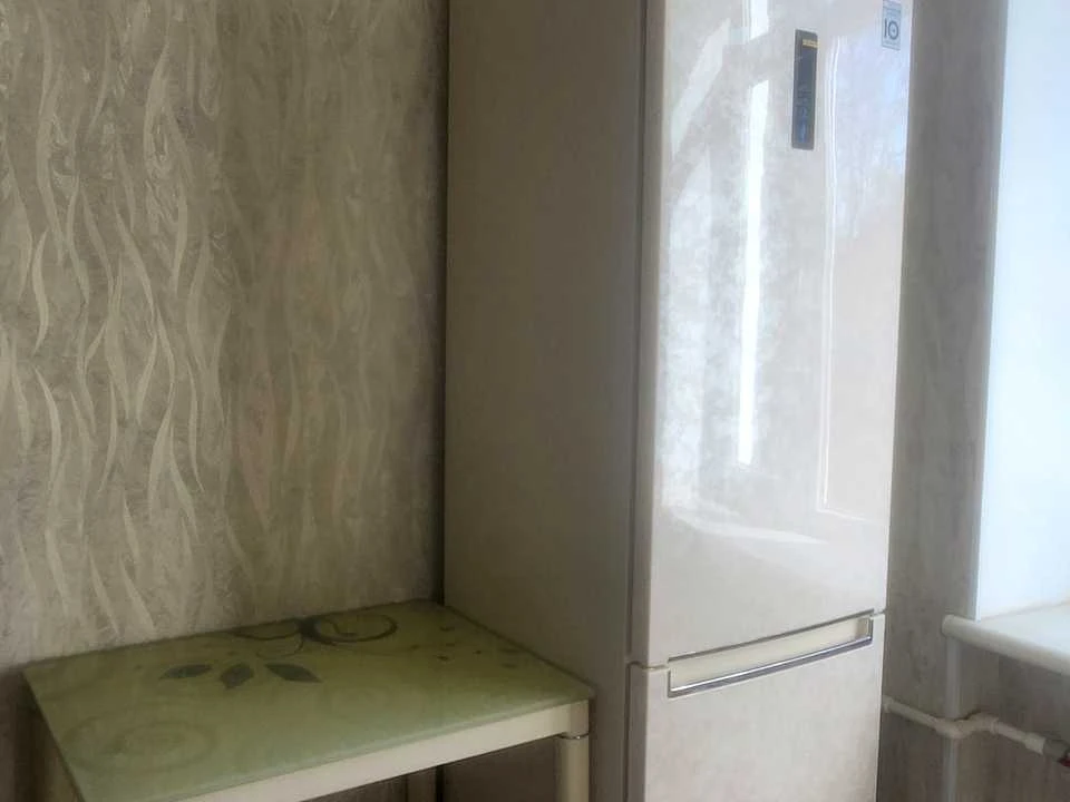 Apartment. Zymovykh Pohod Street, Kryvyi Rih