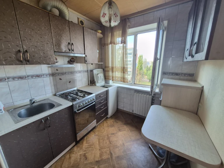 For Sale: 2-bedroom apartment / Cosmonauts Street