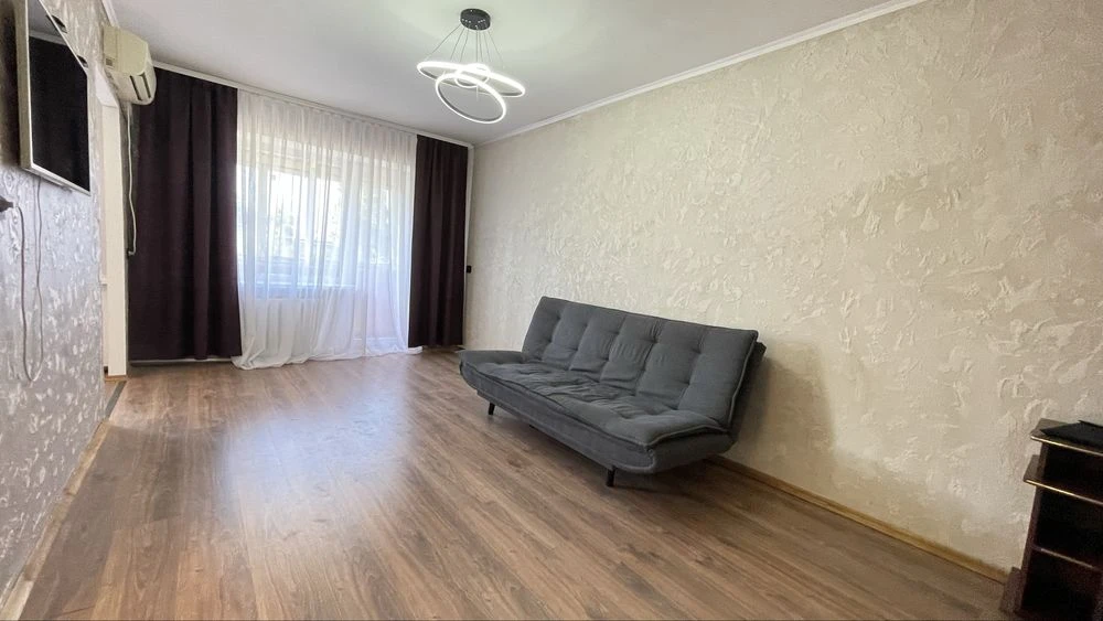 Sale of a 2-bedroom apartment on St. Sobornosti, 40 (Voskhod)