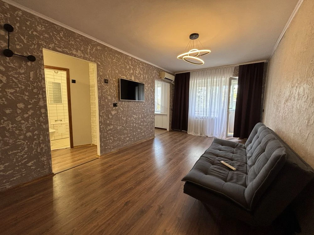 Sale of a 2-bedroom apartment on St. Sobornosti, 40 (Voskhod)