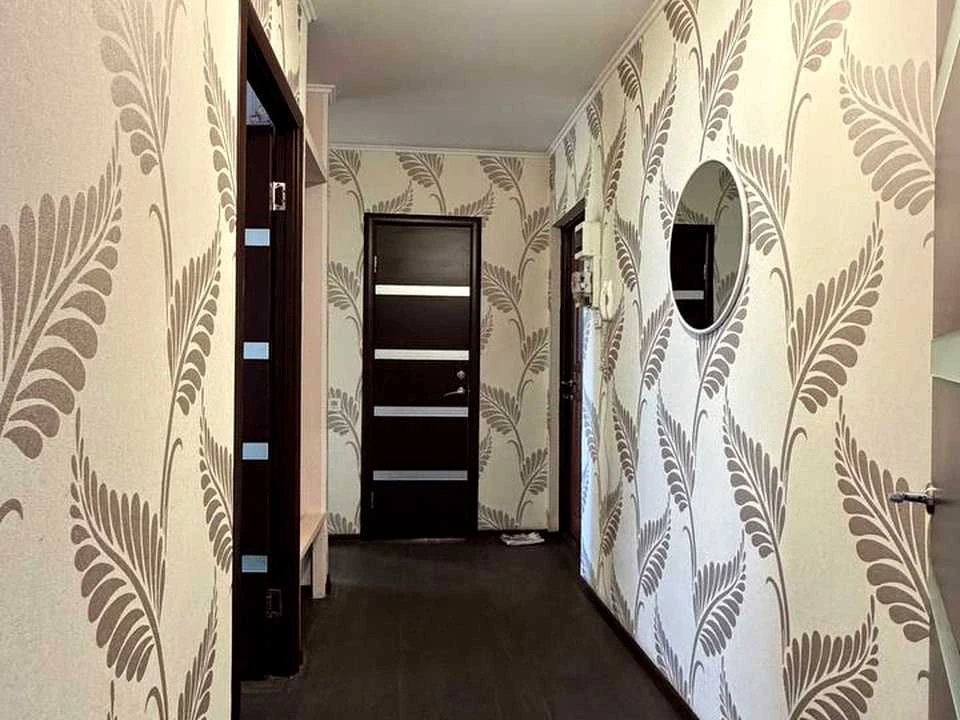 Apartment. Kobylans'ka st.