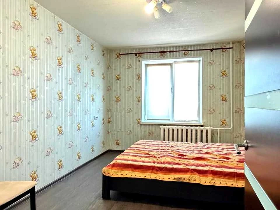 Apartment. Kobylans'ka st.