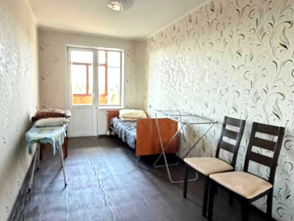 Apartment. Kobylans'ka st.