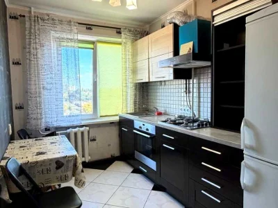 Apartment. Kobylans'ka st.