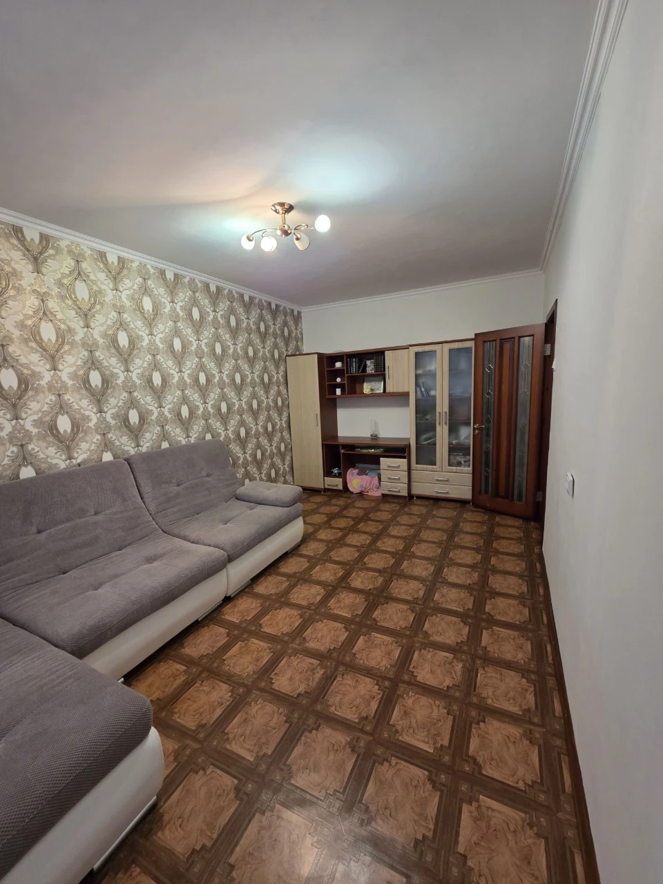 Продам квартиру, 2 комнаты, ул. Староярмаркова, 1