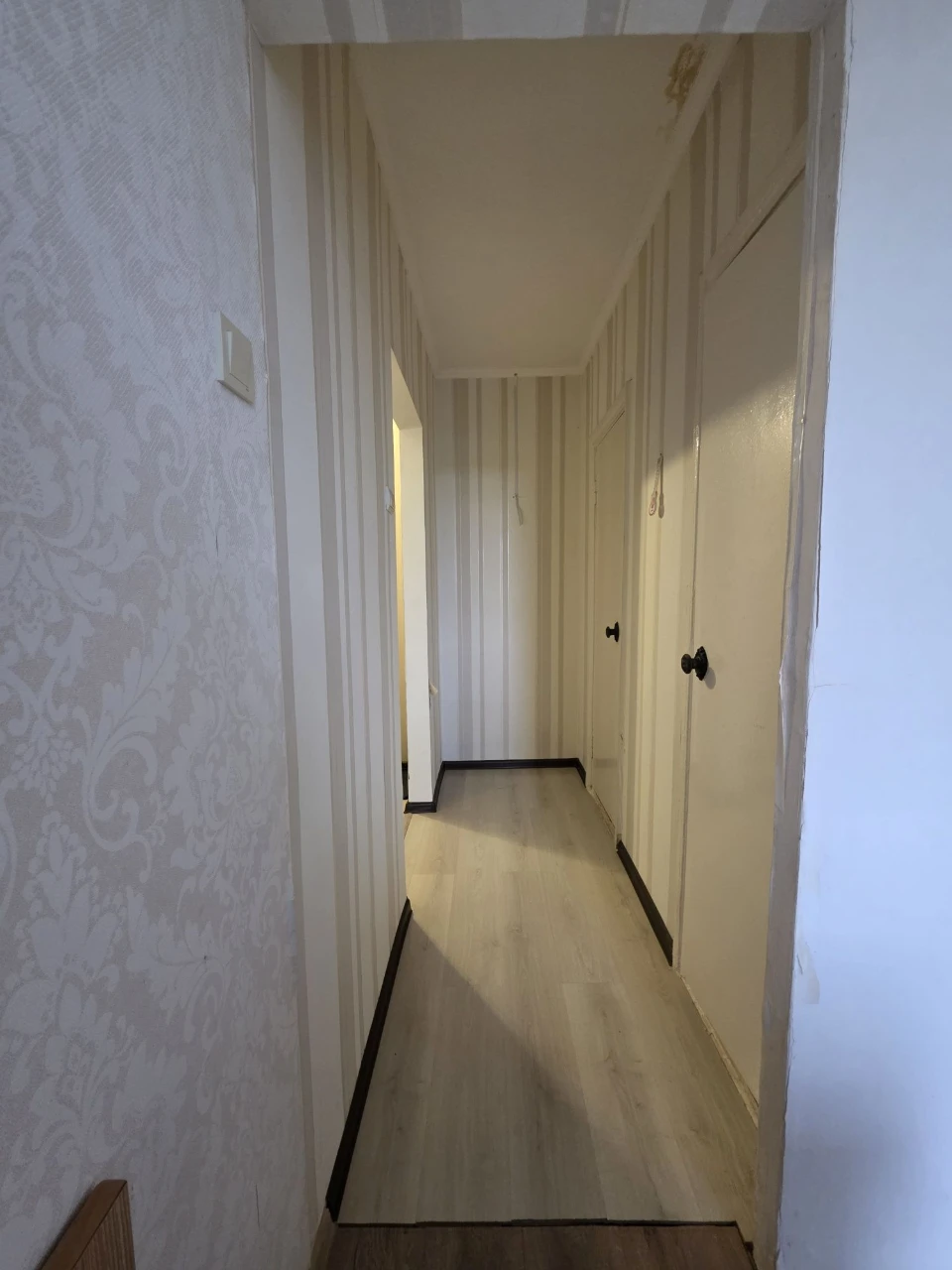 Продам квартиру, 2 комнаты, ул. Староярмаркова, 1