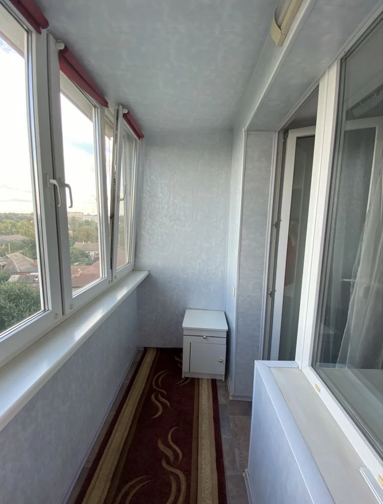 Apartment for sale in the city center, 4 rooms, Ukrainian 122