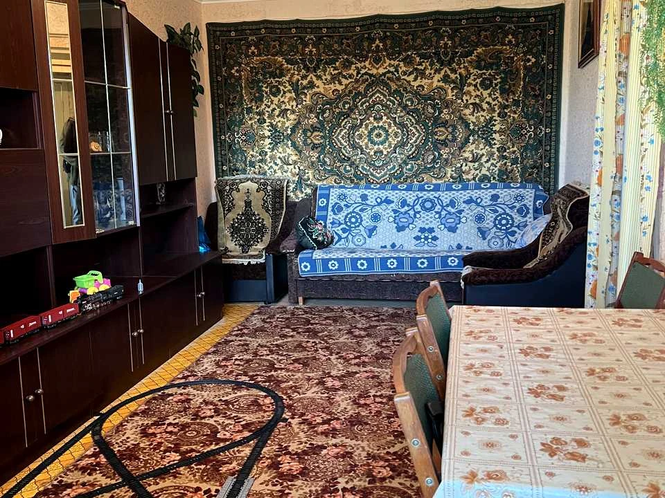 Квартира. Кривой Рог, Зарічный 7