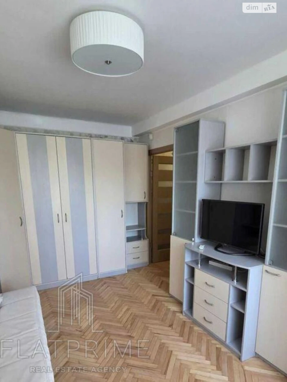 Apartment for sale Holosiiv