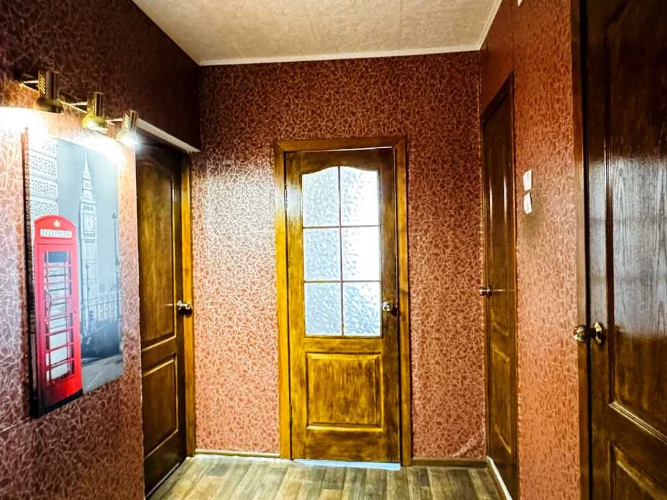 Квартира. Кривий Ріг, 5-й Зарічний мікрорайон, вулиця