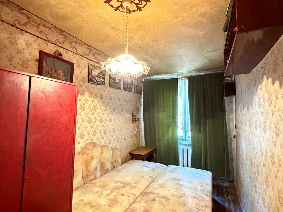 Apartment. Kryvyi Rih, Karmeluka st.