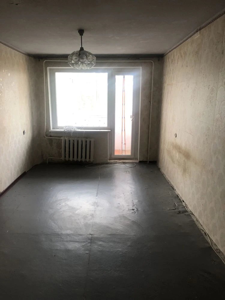 For sale: 3-room apartment on 200-year street