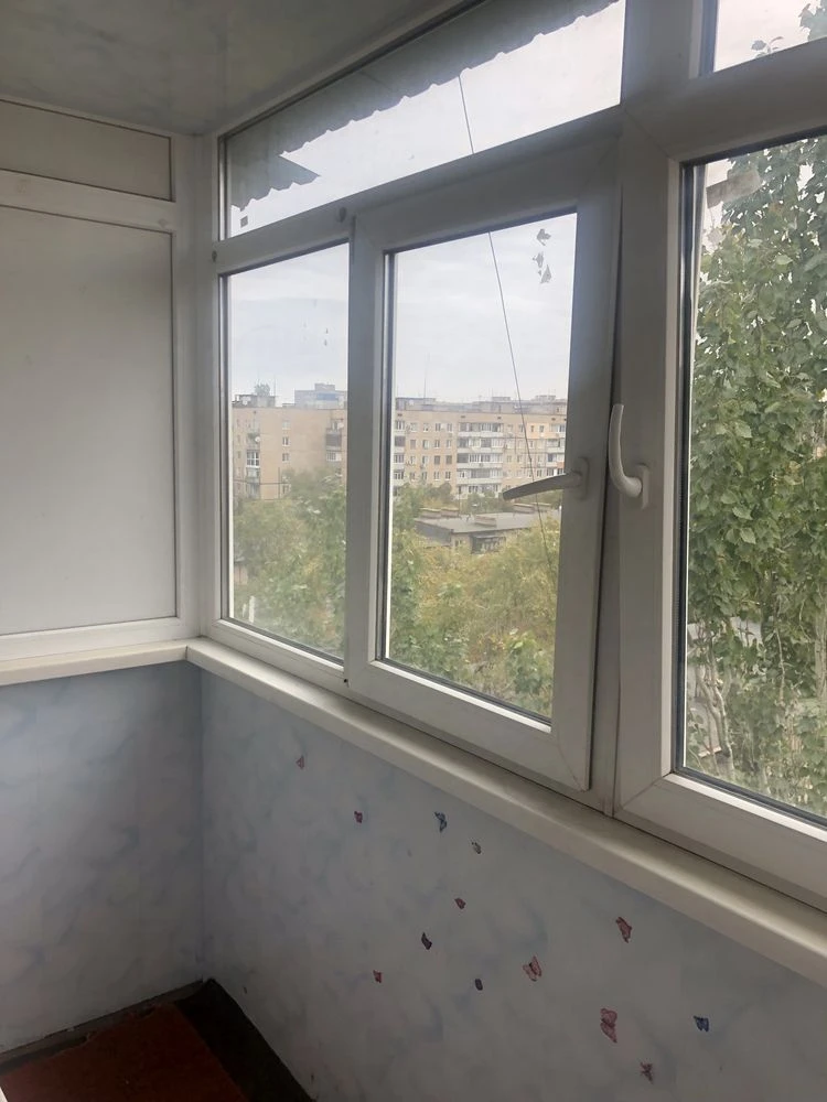 For sale: 3-room apartment on 200-year street