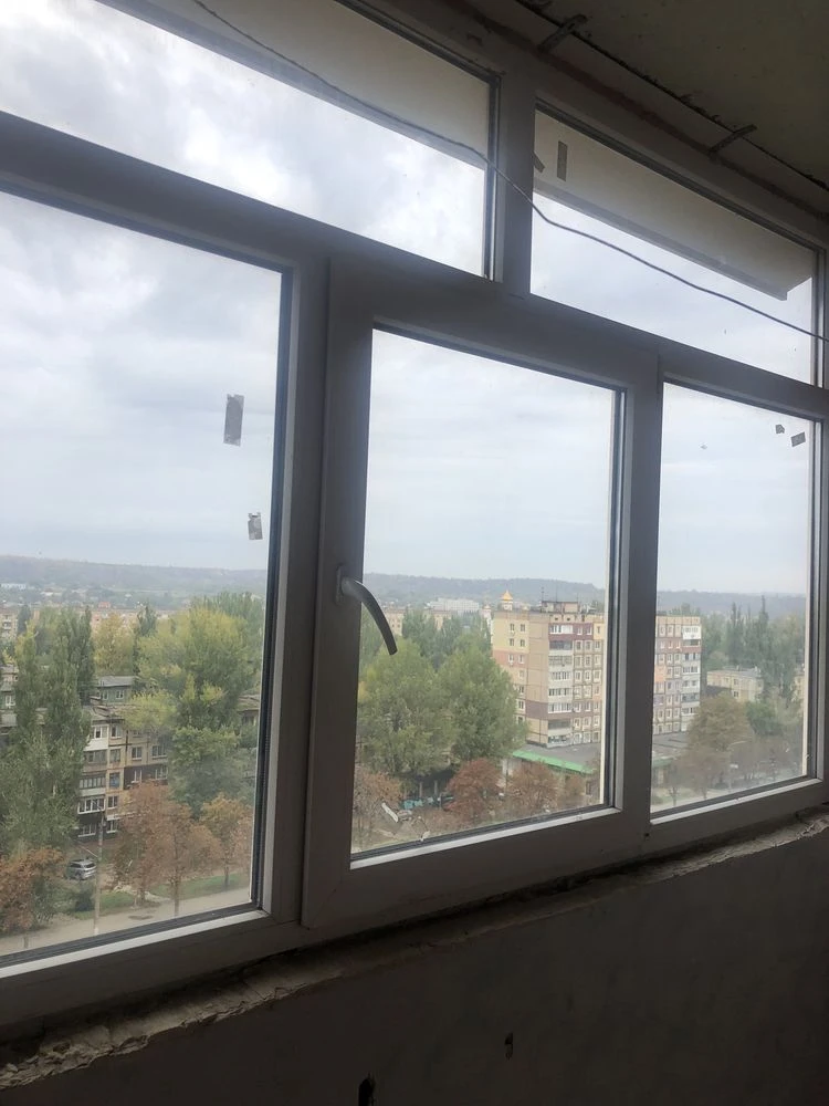 For sale: 3-room apartment on 200-year street