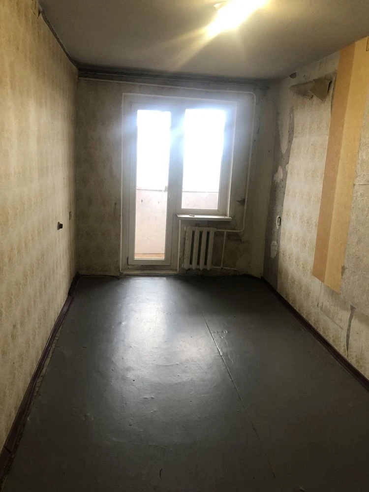 For sale: 3-room apartment on 200-year street