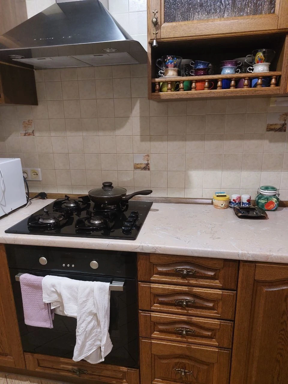 For sale my 3-room apartment on Getmanskaya Street, house