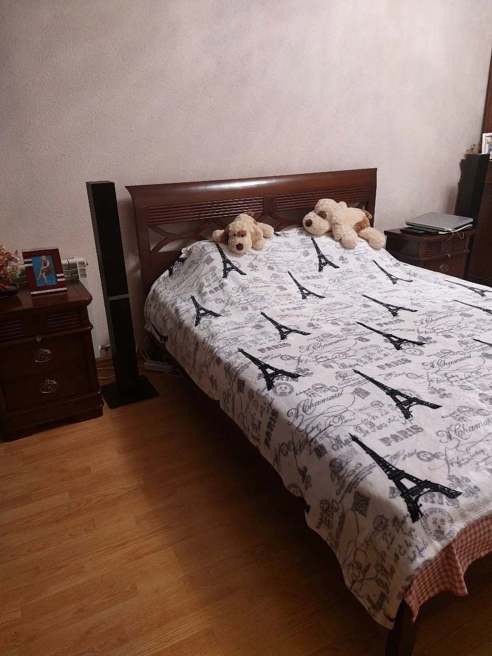 For sale my 3-room apartment on Getmanskaya Street, house