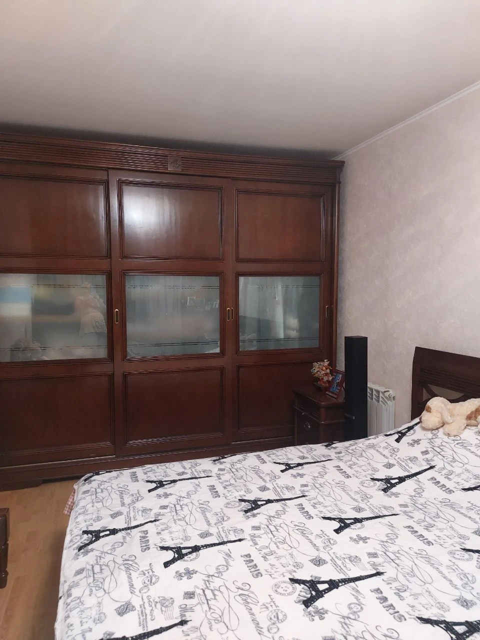 For sale my 3-room apartment on Getmanskaya Street, house