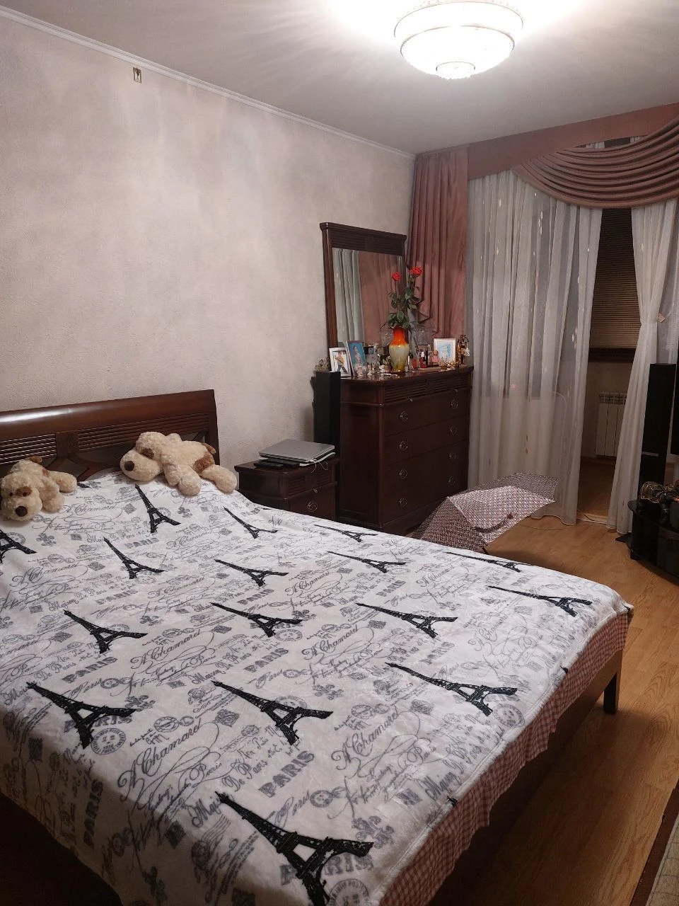 For sale my 3-room apartment on Getmanskaya Street, house