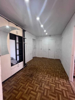 Sale of a 3-room apartment on Zemlyachky Street "Ant Hill"