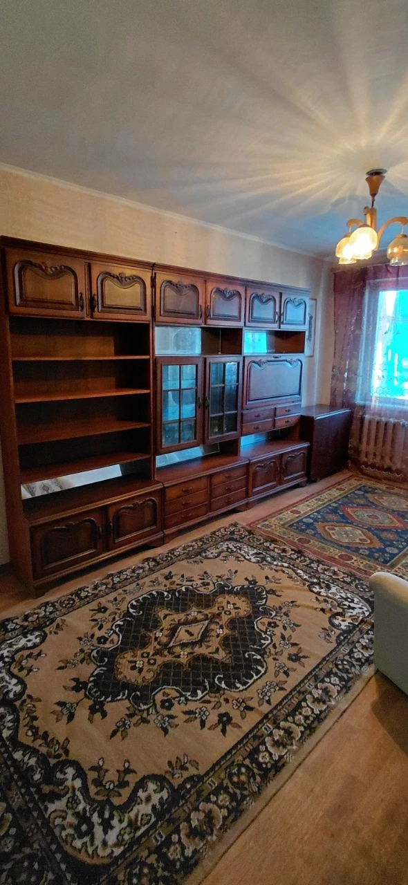 Продажа 3-комнатной квартиры на ул. О. Васякина, поселок