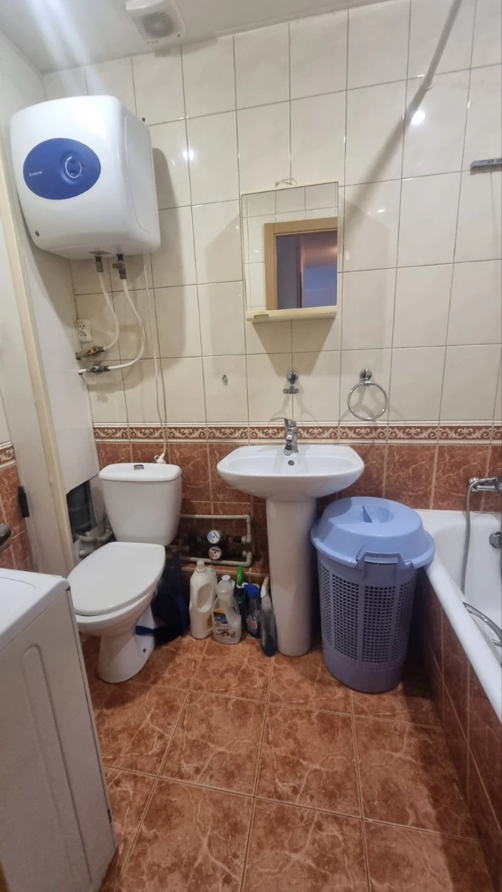 3-room apartment on Свято-Николаевской (Lenina)