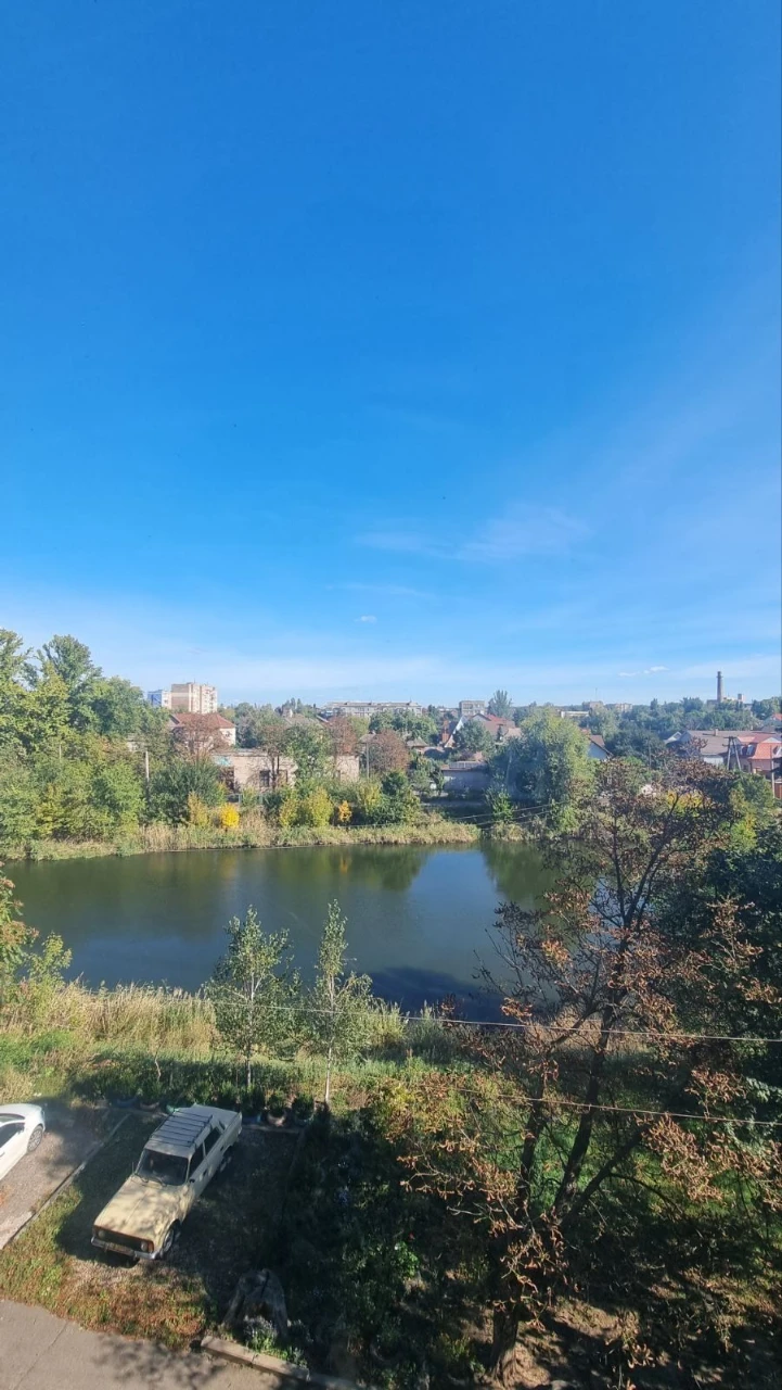 3-room apartment on Свято-Николаевской (Lenina)