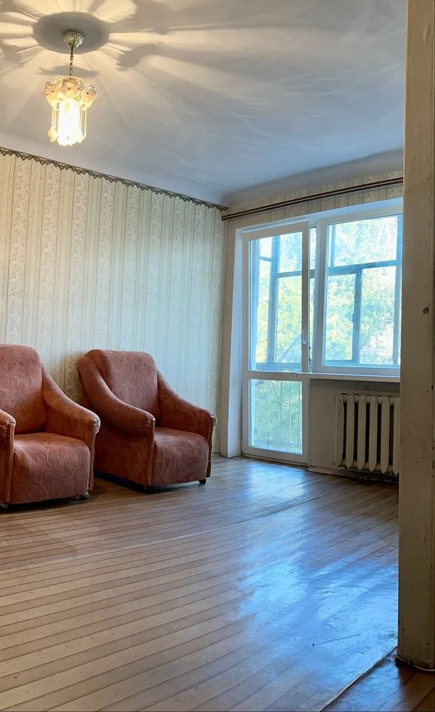 2-кімнатна квартира, 44 квартал, 2/4, не кутова